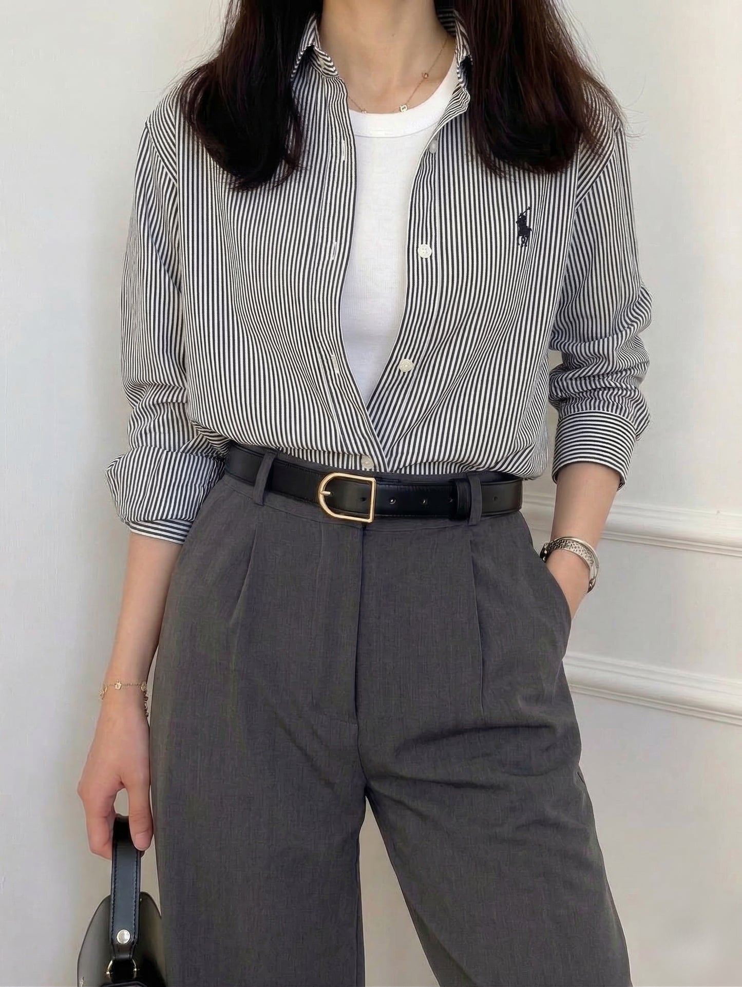 Classic Striped Oversized Shirt – Timeless Smart Casual